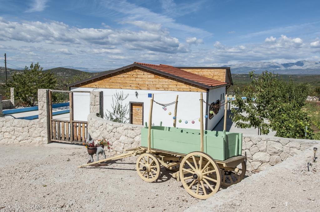 Holiday Home Poljicko Imanje Donji Dolac Zewnętrze zdjęcie